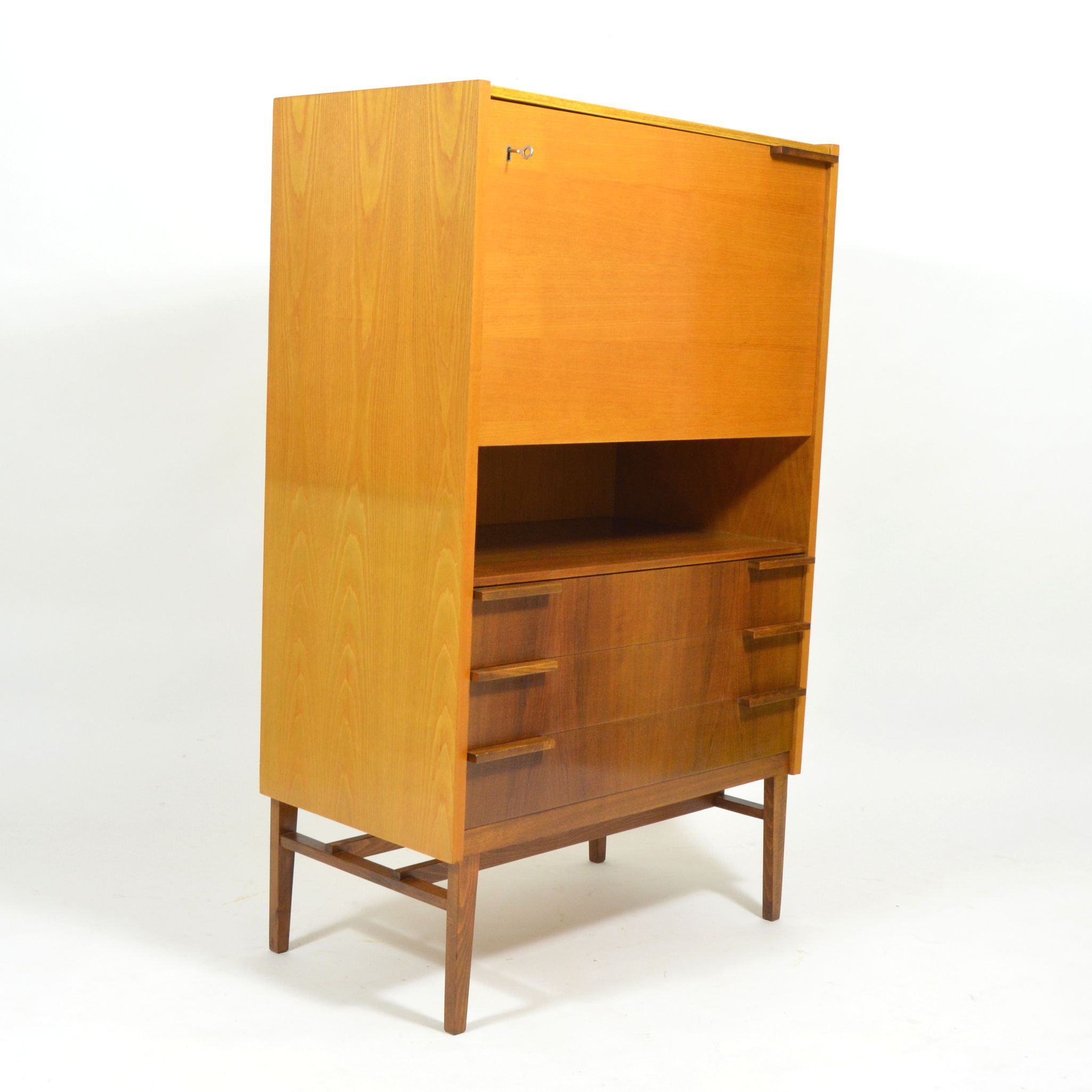 Cabinet in ash and walnut veneer by František Mezulánik - 1970s