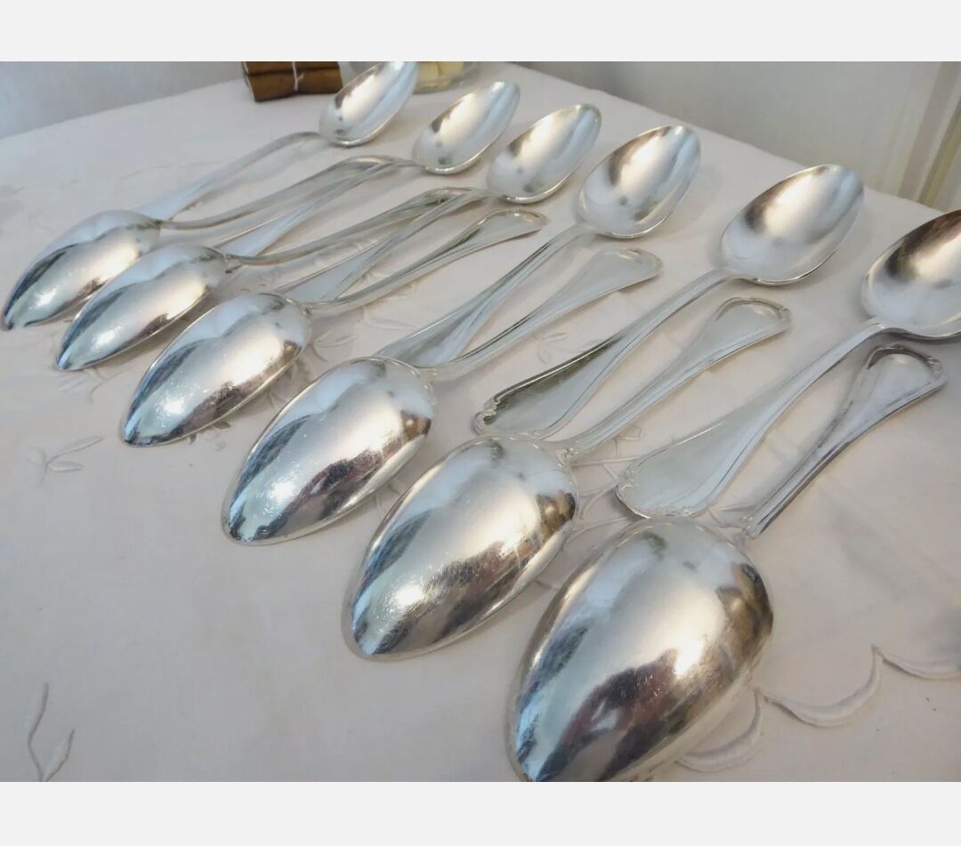 Alfenide Christofle 12 table covers 24p silver metal Model Pompadour