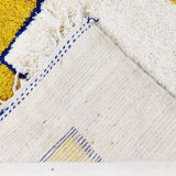 Handmade moroccan berber carpet 260 x 150 cm