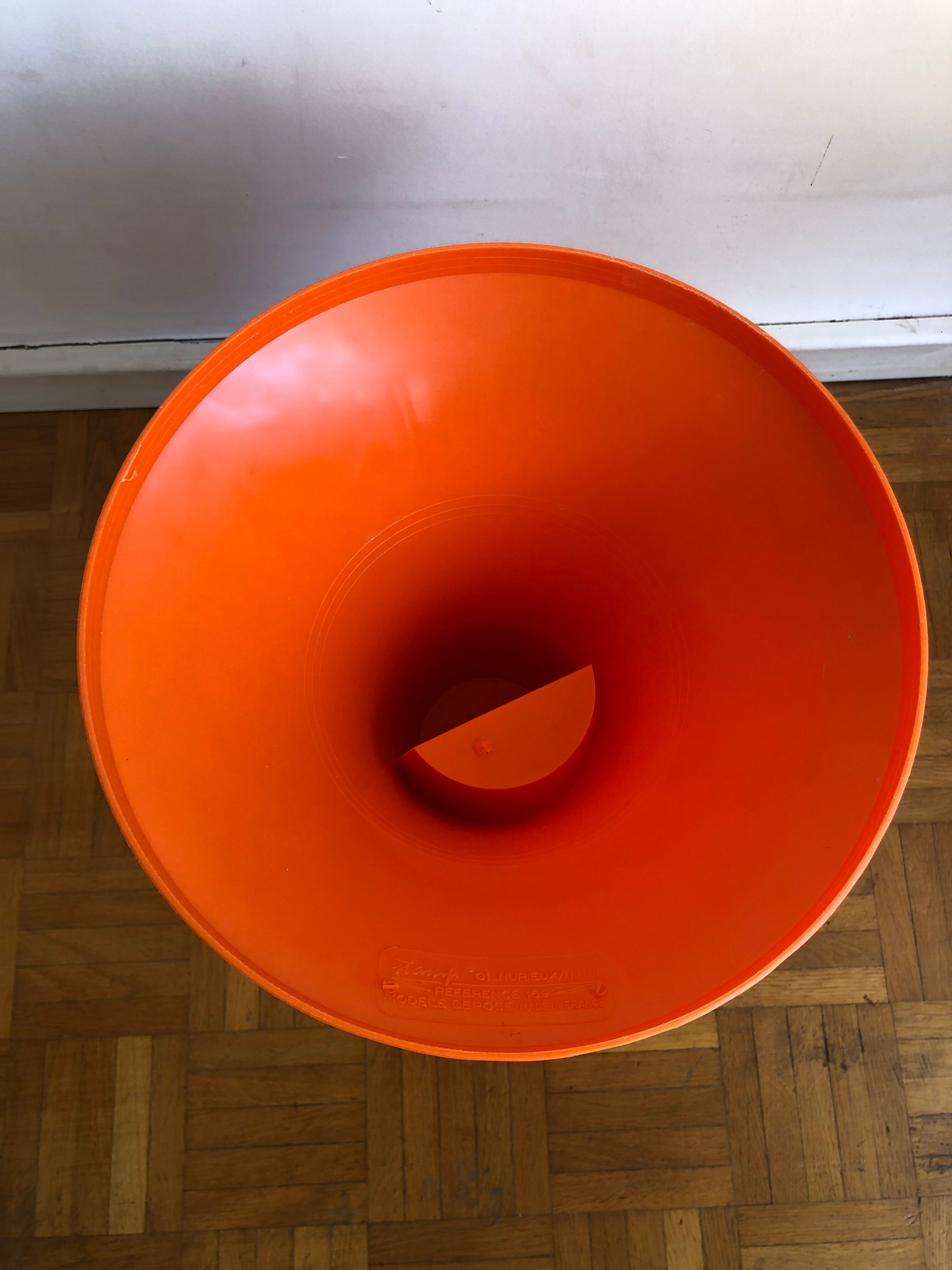 Pedestal table coffee table Stamp tam tam