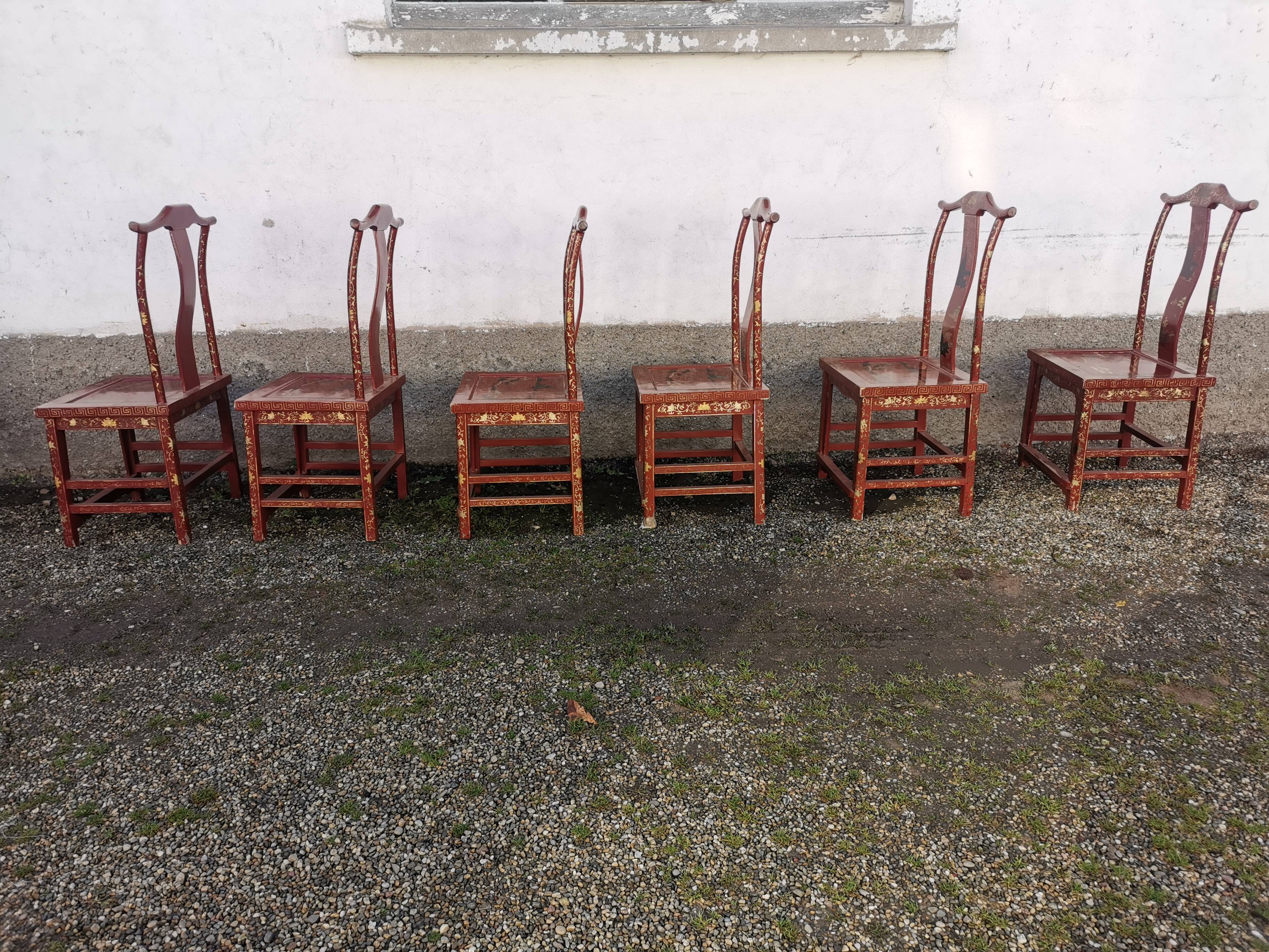 Chaises chinoises du début XXEME siècle en bois laqué