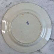 Assiette ancienne en faïence de Gien — modèle “Coq aux Pivoines”