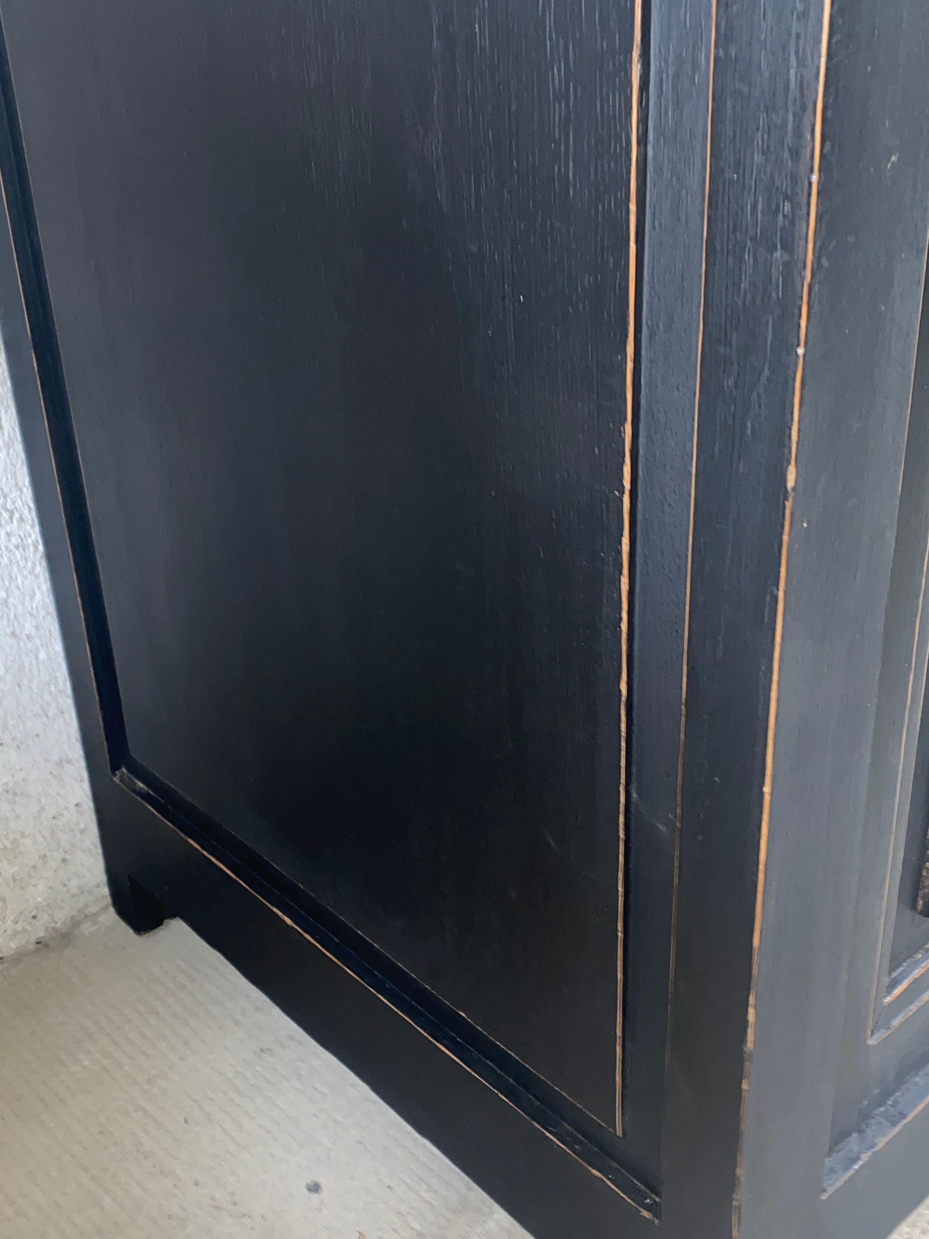 Black Parisian oak sideboard