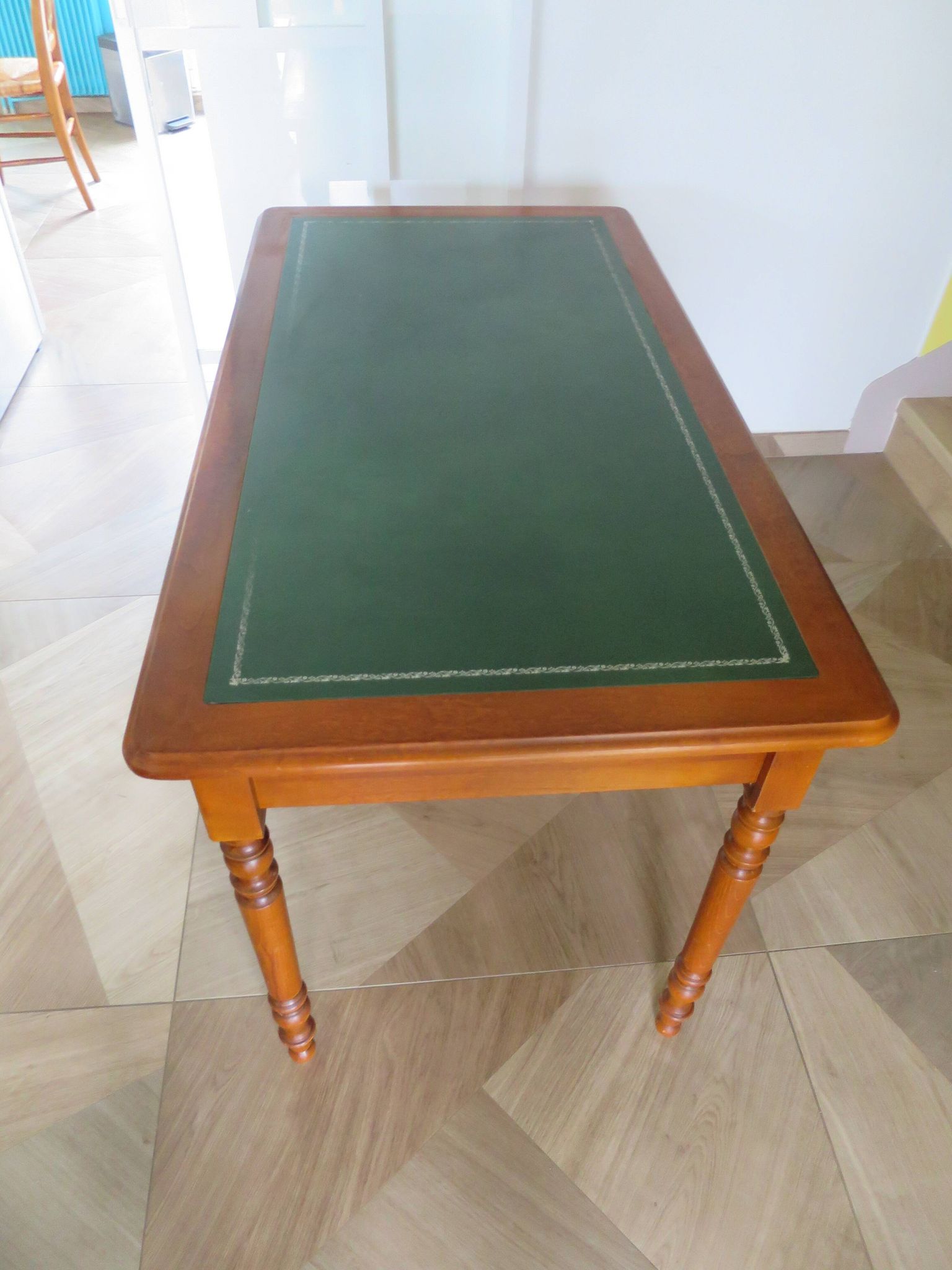 Minister's desk style L. Philippe – 2 drawers – cherry wood – faux leather desk mat