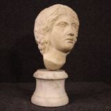 Antique Italian sculpture, white marble head from the 17th century
