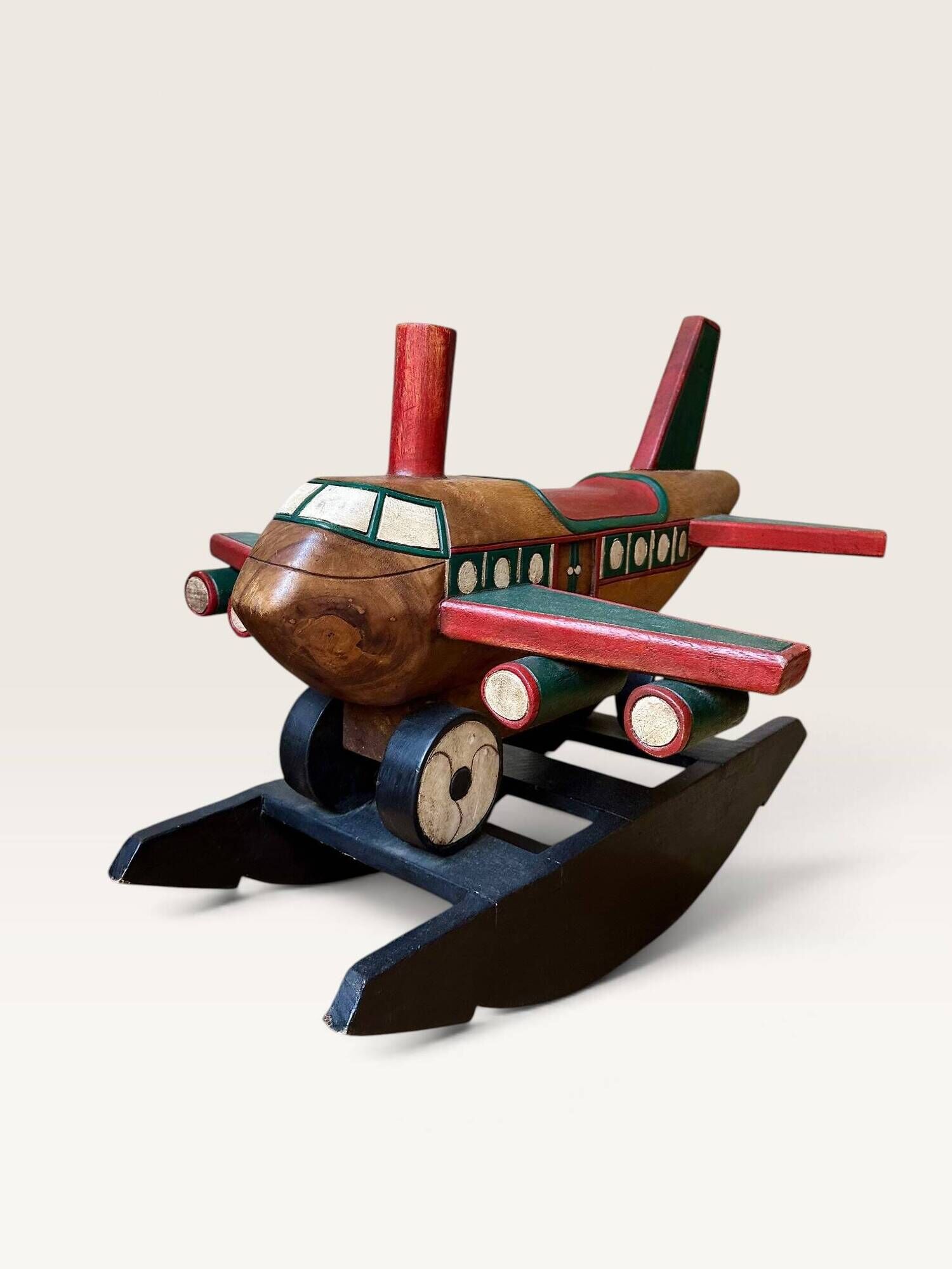 Avion à bascule en bois
