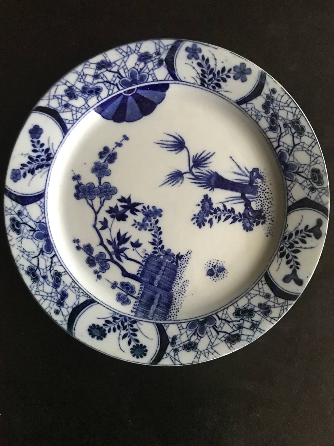 “Japan” earthenware dessert plate from Creil and Montereau