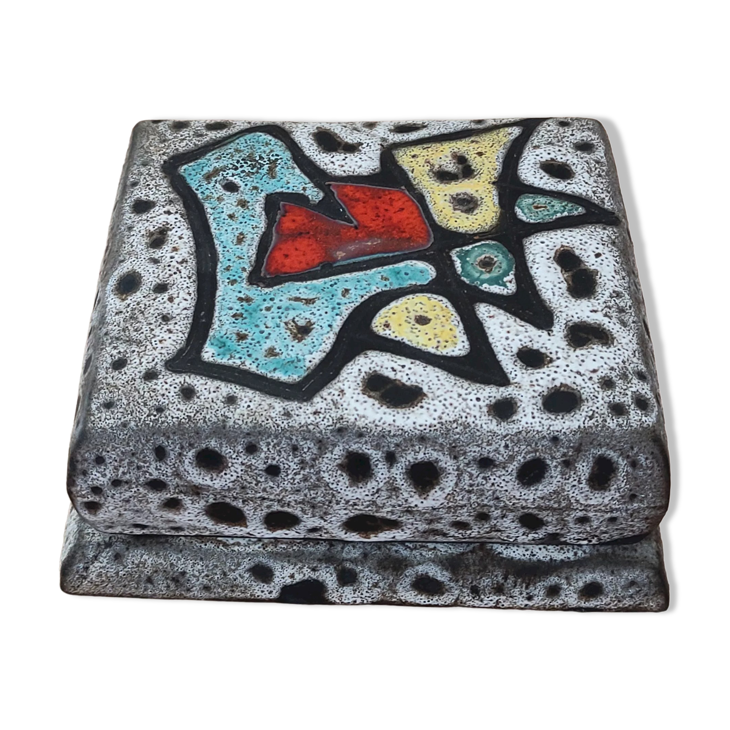 Empty pocket with lid signed Bessone (Vallauris)