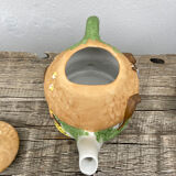 Homemade English teapot in glazed porcelain and Staffordshire biscuit - Christopher Wren cottages slip