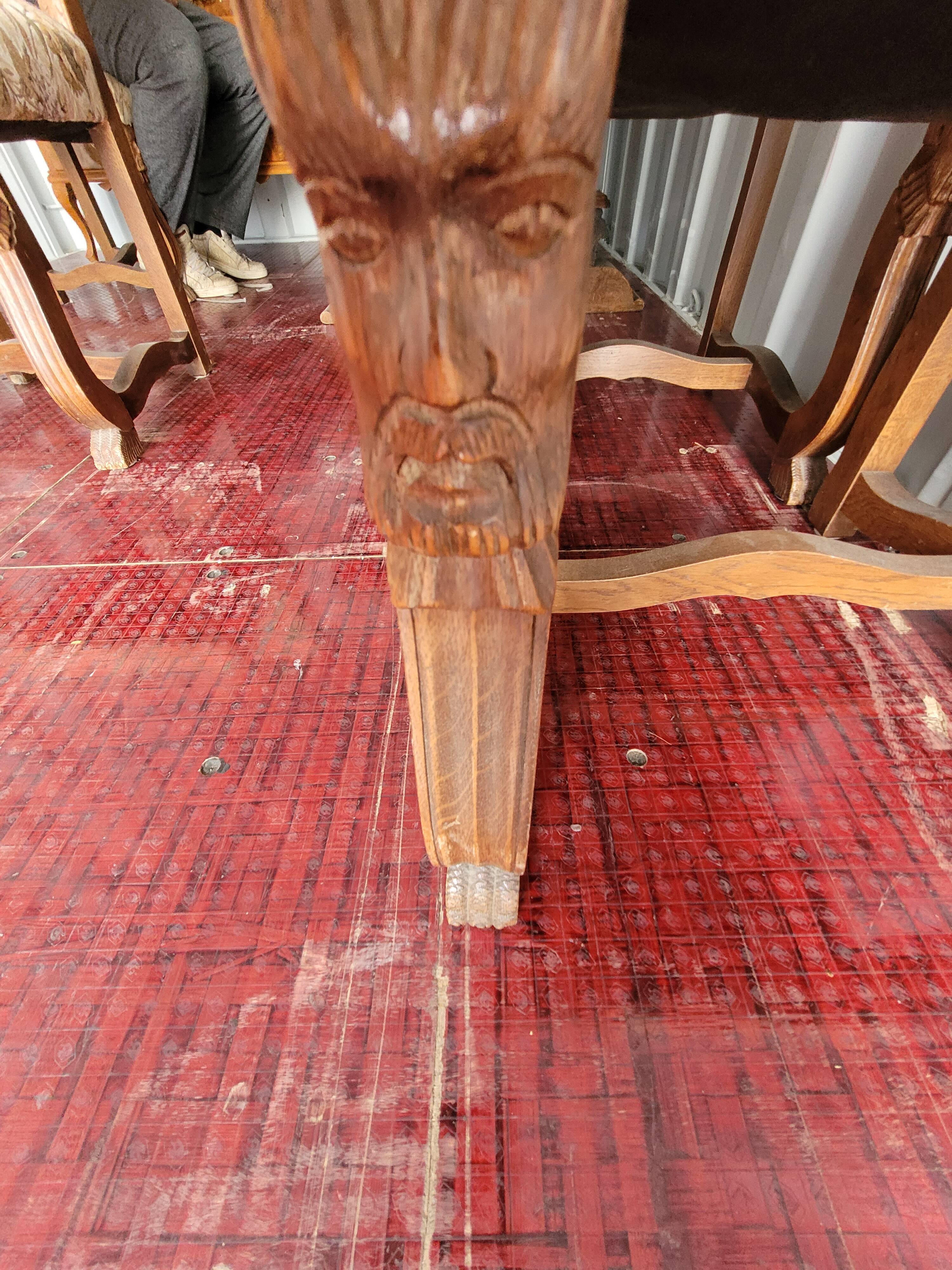 Chaise en bois tapissée
