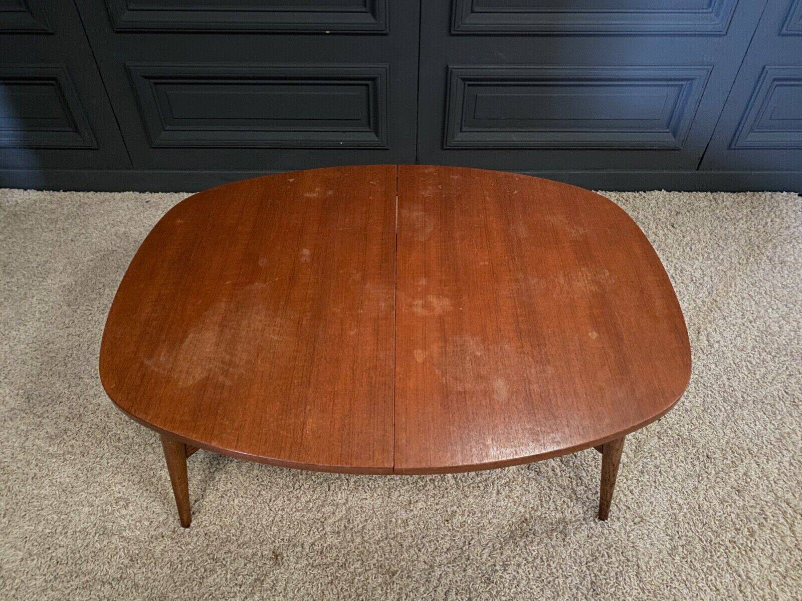 Modular low extending table Smorrebrod Denmark