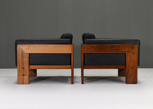 Set de 2 fauteuils Bastiano par Tobia Scarpa pour Gavina en cuir noir Italie 1975