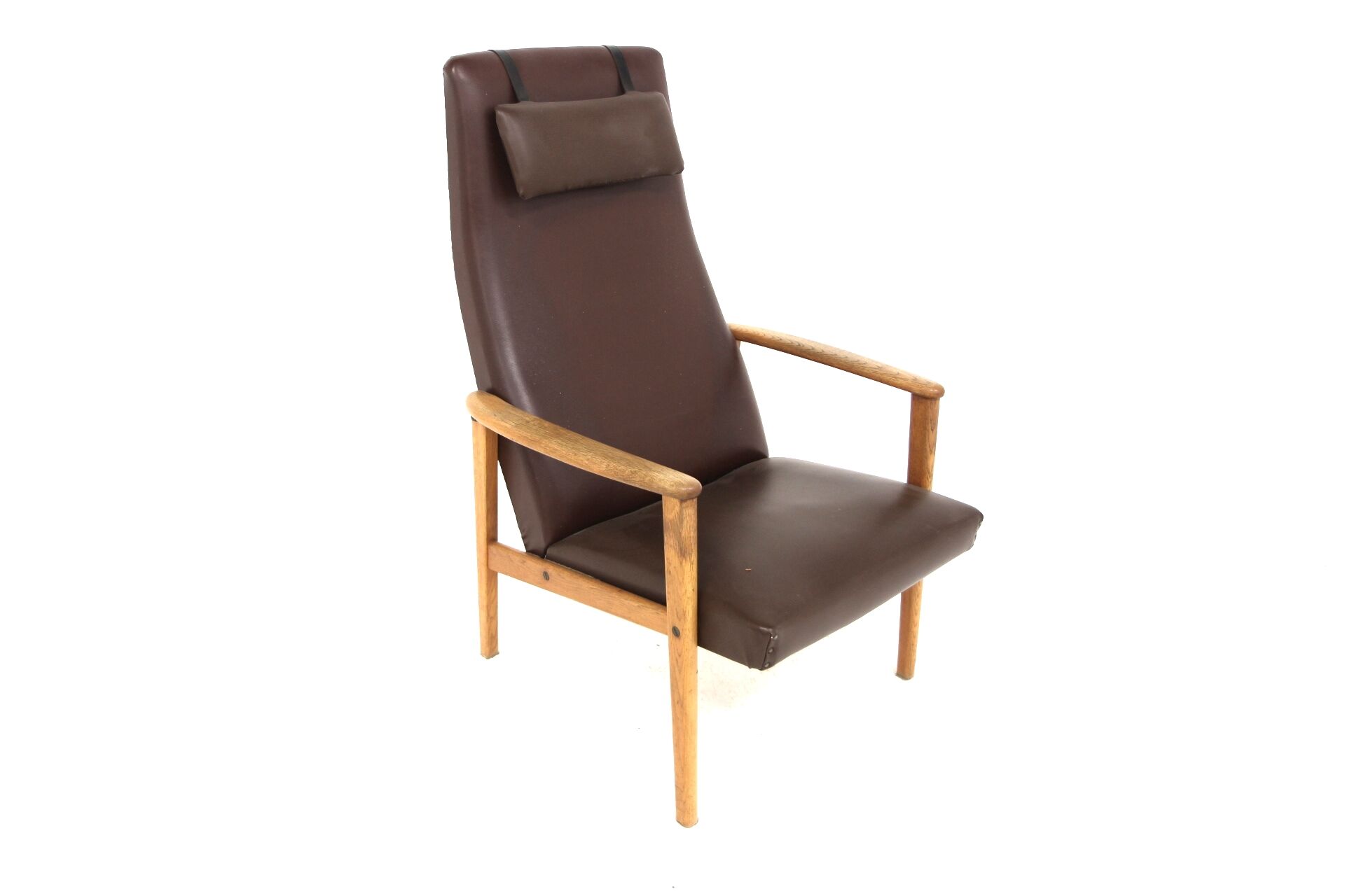 Scandinavian armchair in skai Sweden 1960