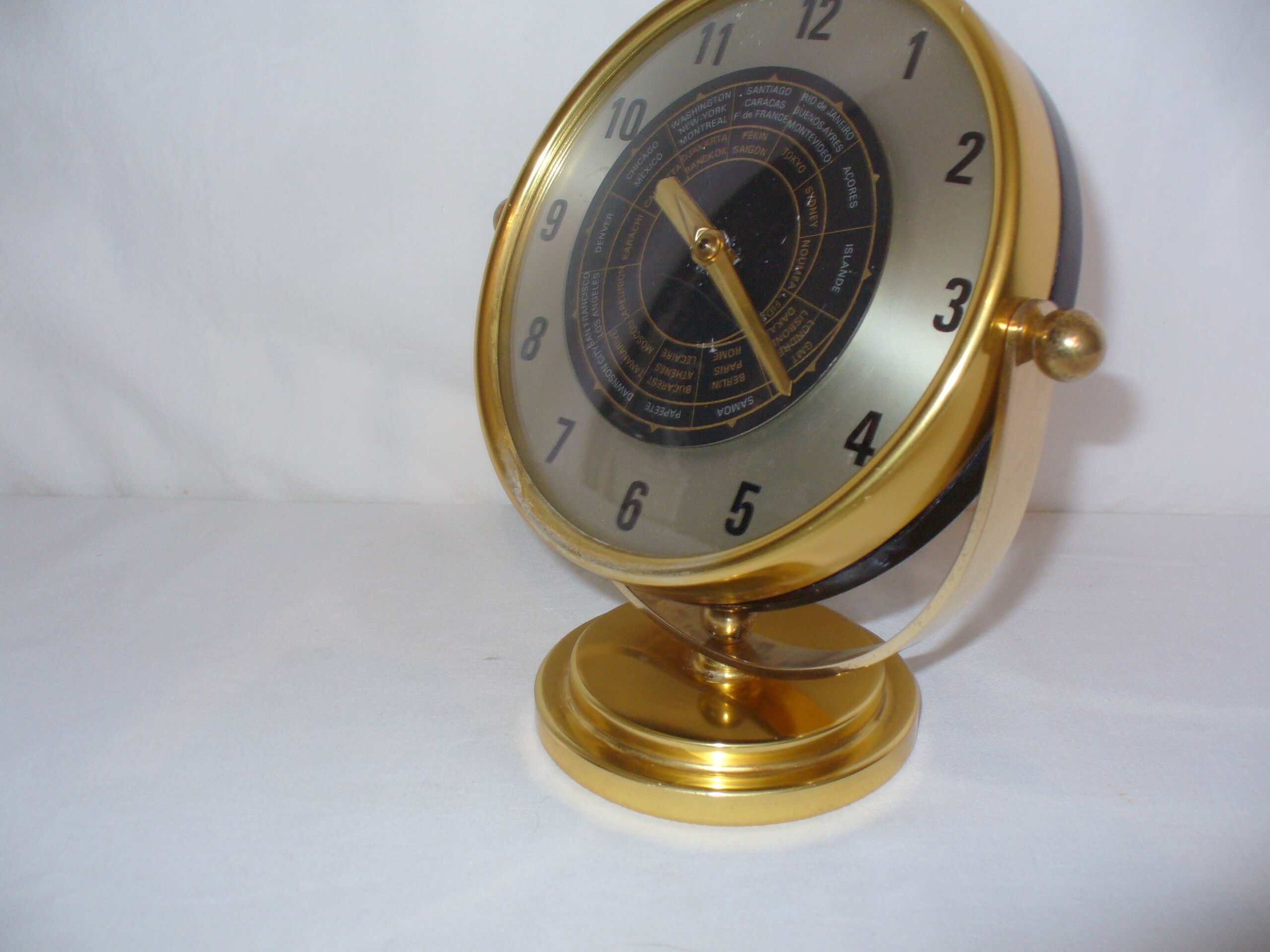 Pendule sur pied des années 60
