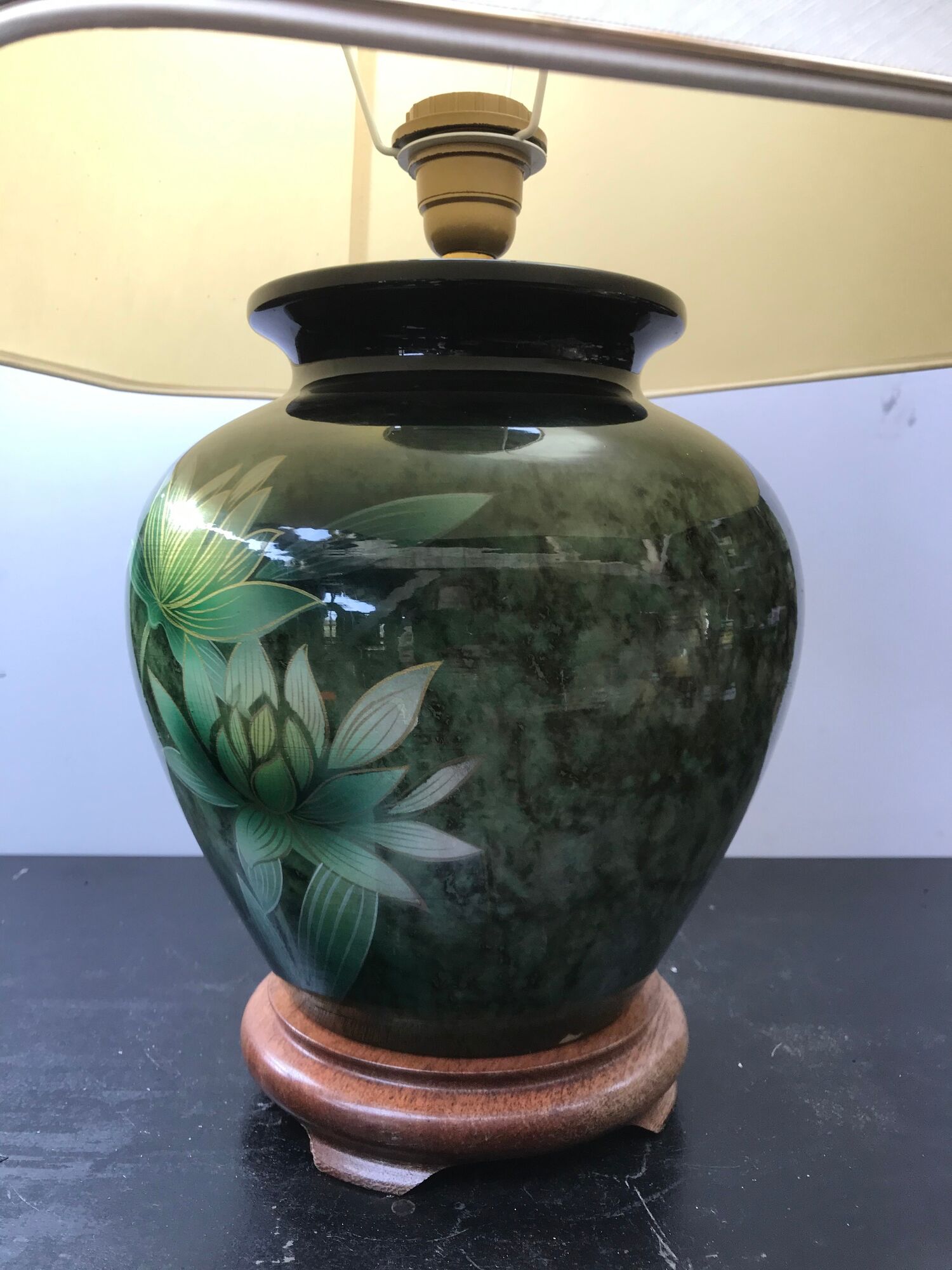 Drimmer green ceramics decor flowers