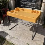 Molded plastic desk