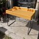 Bureau en plastique moulé