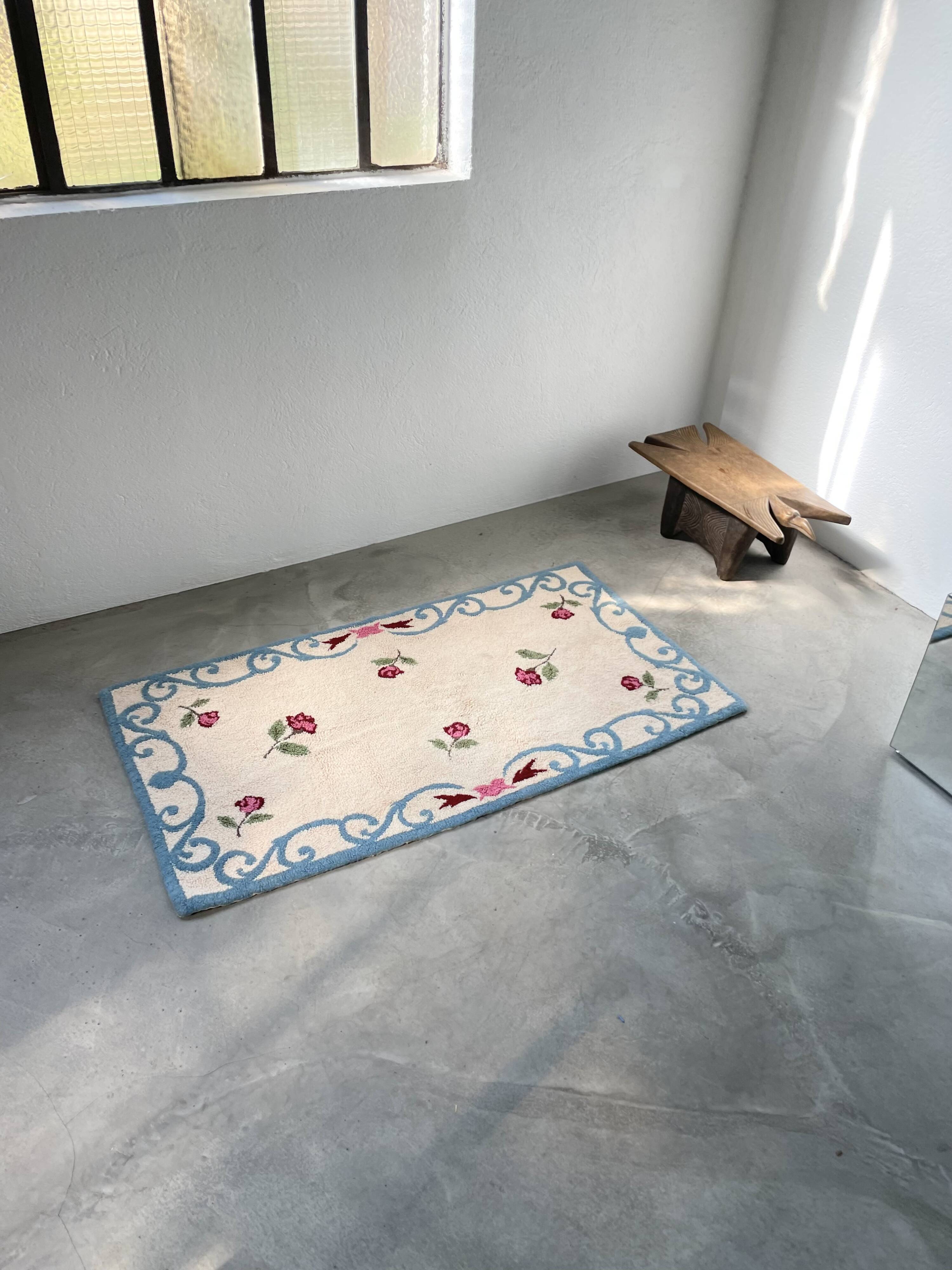 White and blue floral wool rug