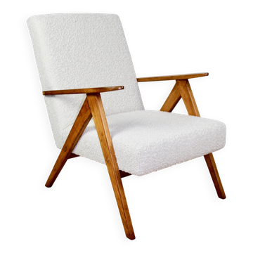 Fauteuil vintage B-310 VAR blanc en bouclé structurel des années 1970 - bois naturel en couleur hêtre