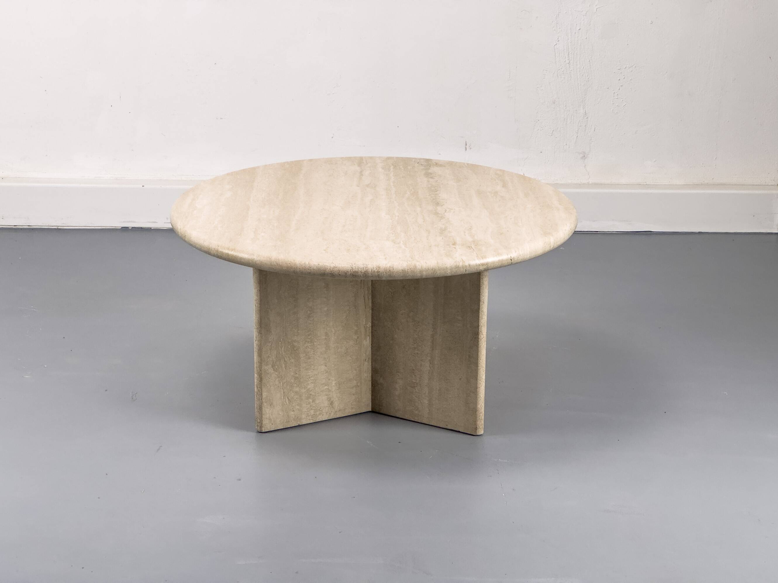 Table basse circulaire vintage en travertin, années 1970