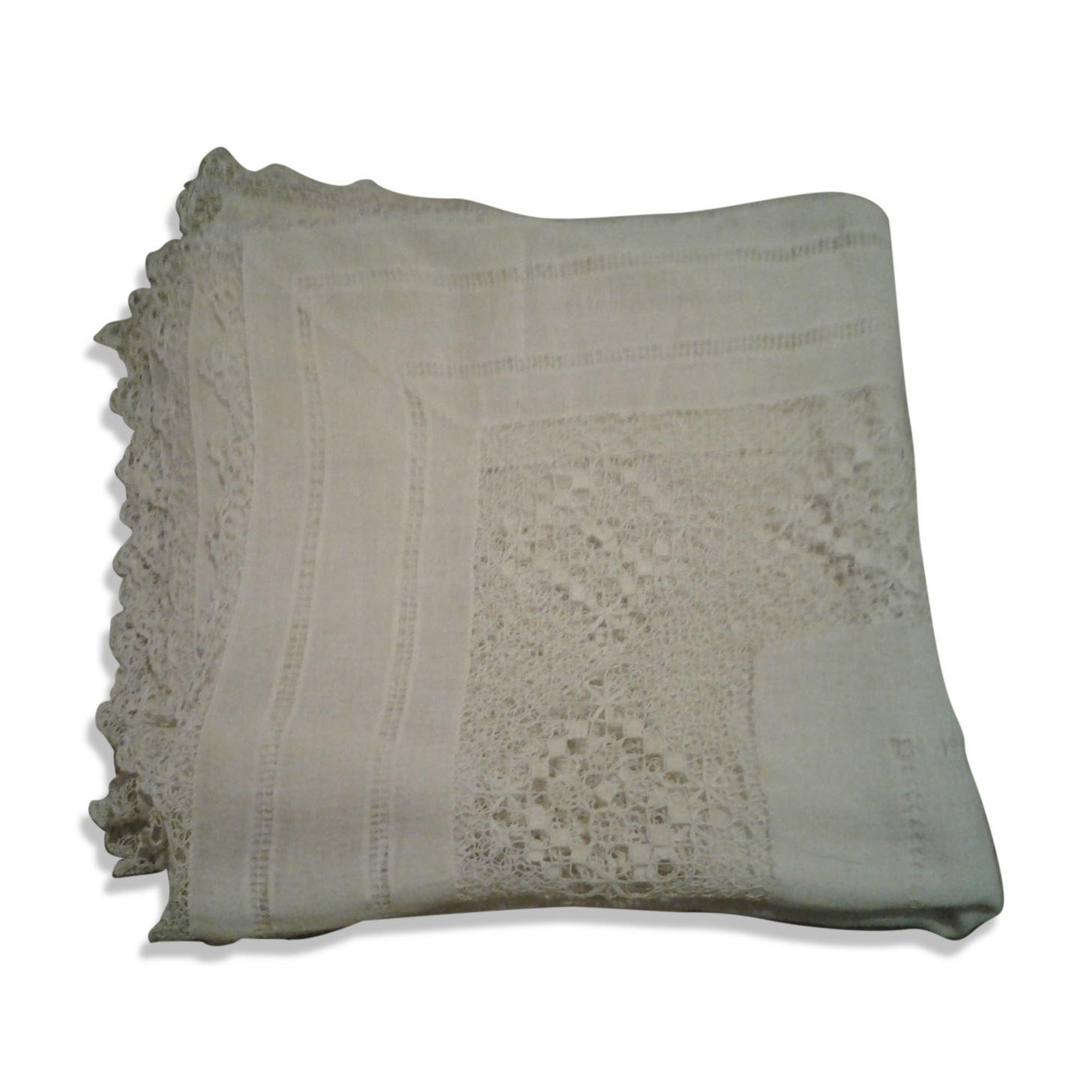 Antique tablecloth .tulle/lace quality 225cmx225cm .n°48