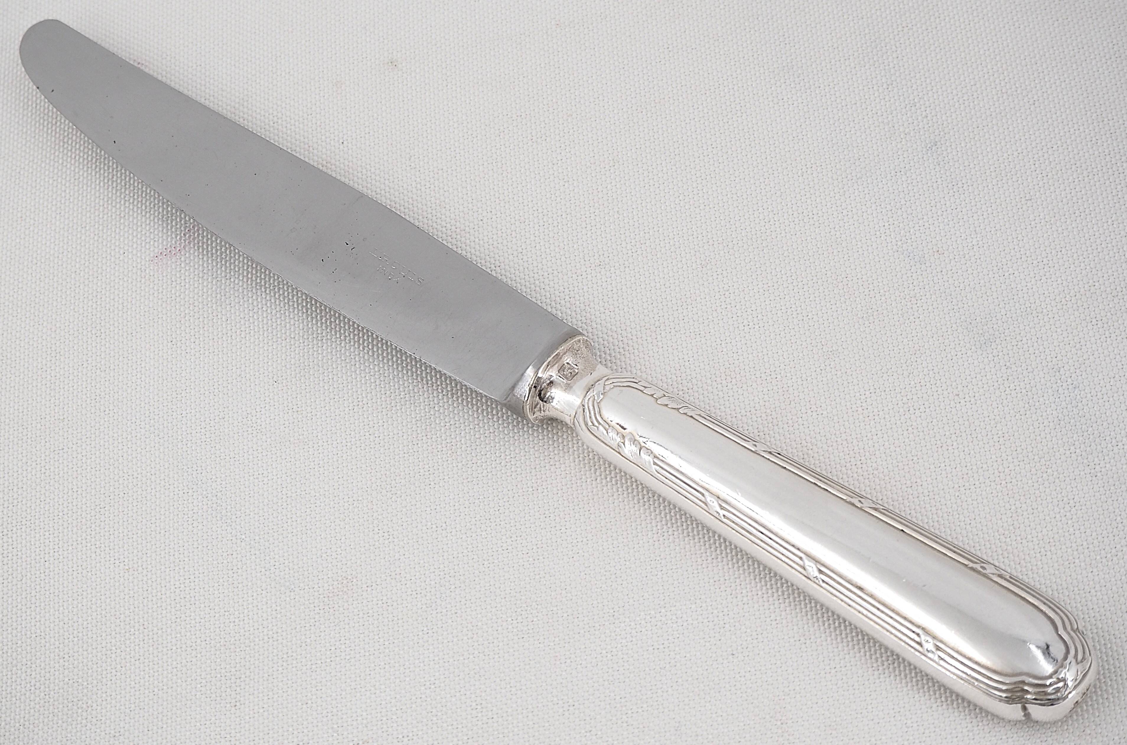 Ercuis Trianon, Rubans, 12 silver-plated table knives, excellent condition.