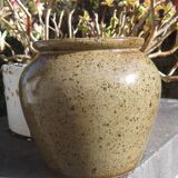 Stoneware pot