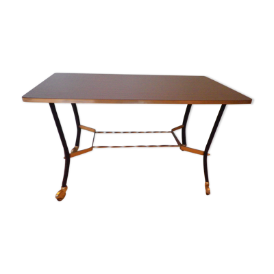 Table d'appoint sur roulettes, dessus formica, métal doré et noir