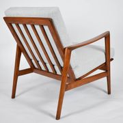 Fauteuil original restauré, tissu gris clair, années 1960, usine de meubles Swarzedzka