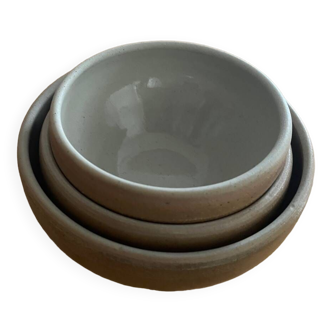 Small stoneware pots