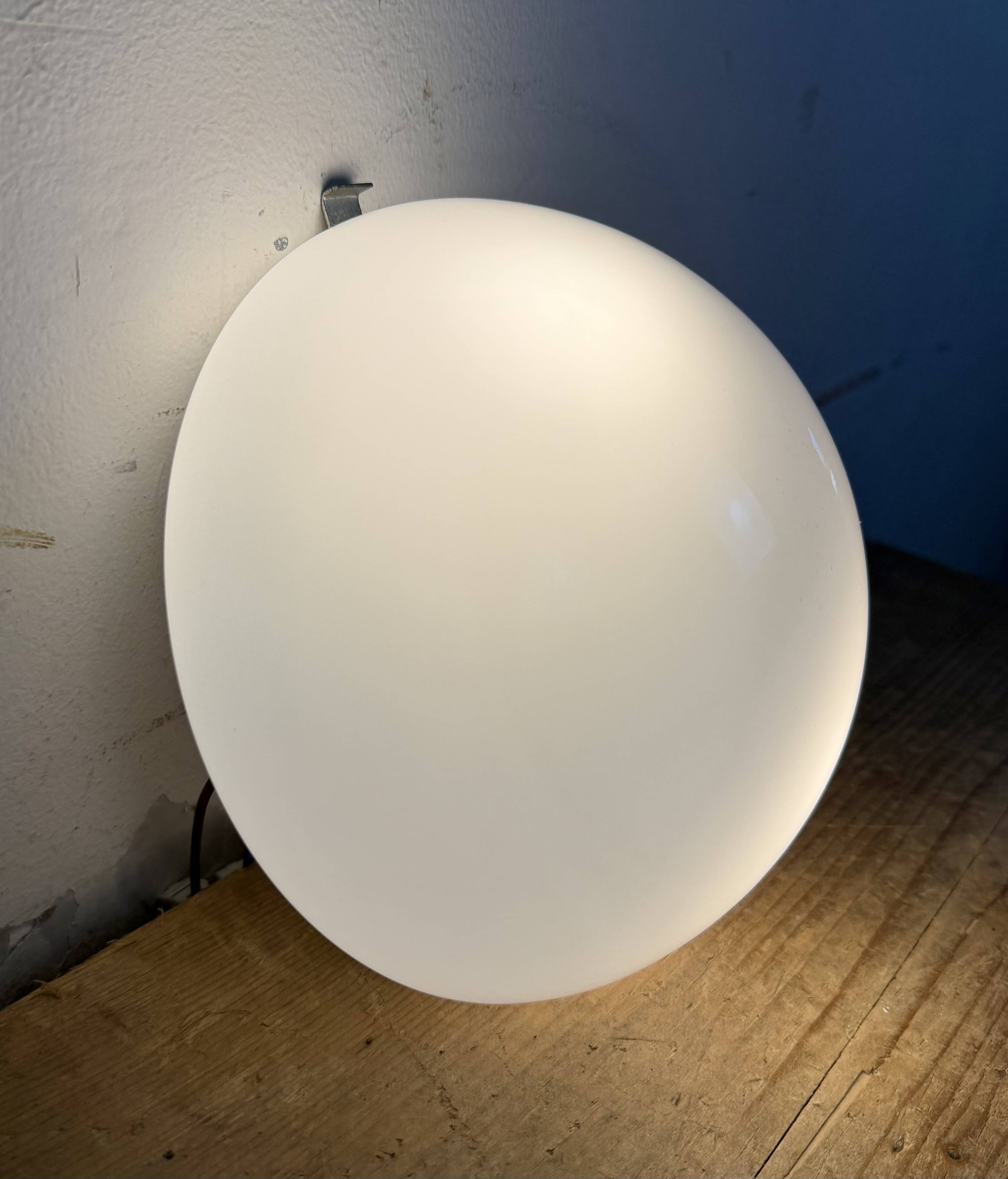 Vintage Wall Light with Milk Glass, 1960s