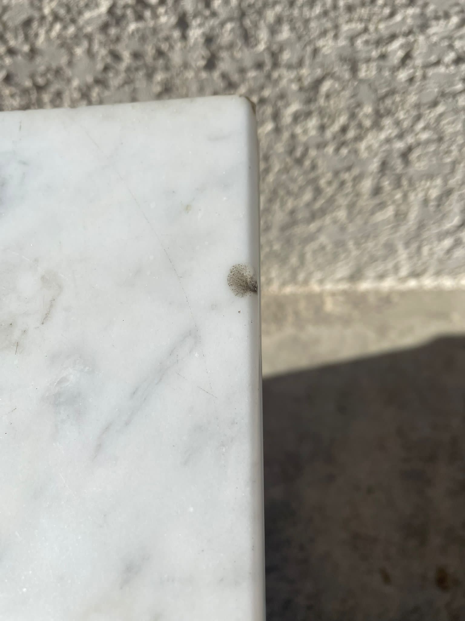 Chest of drawers marble top