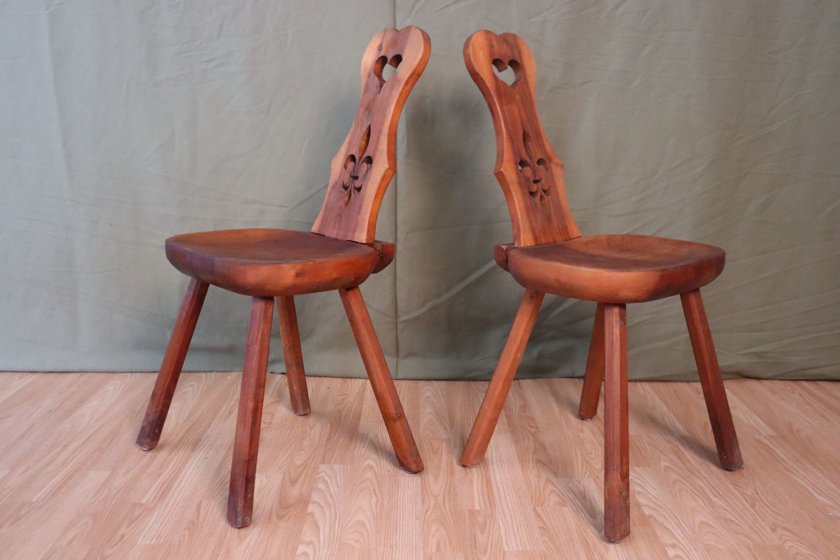 Pair of Alsatian-style chairs