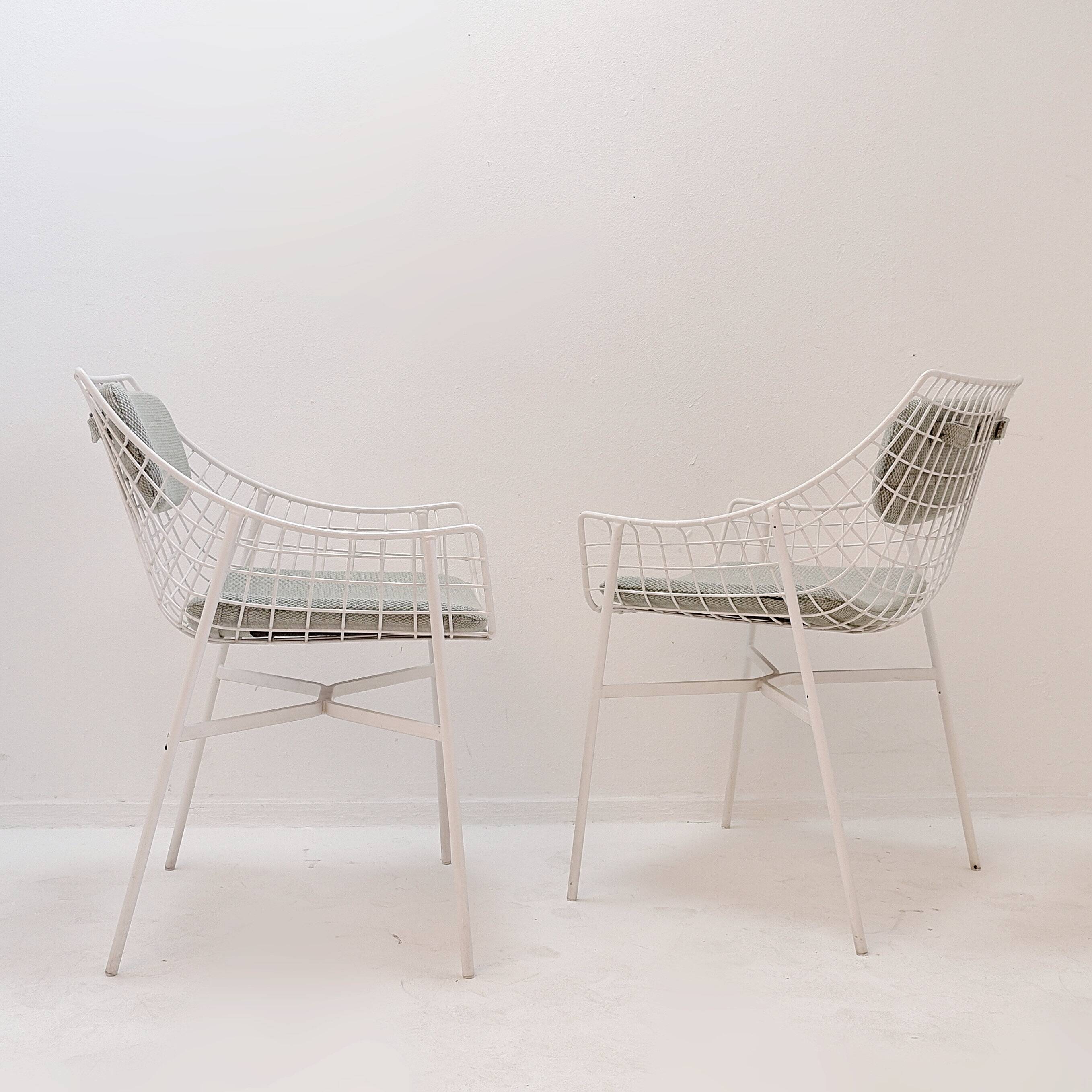 Ensemble de 8 fauteuils modernes en acier laqué blanc