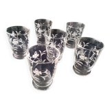 6 vintage table glasses in goblet shape with engraved decor