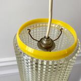Suspension en plexi jaune et transparente années 70