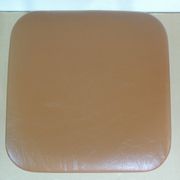 Tabouret en skaï