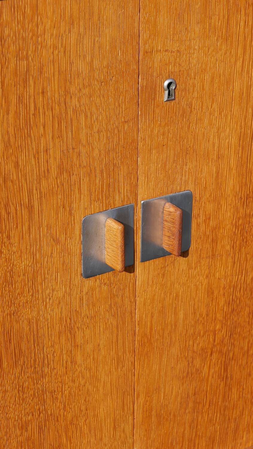 RY25 oak sideboard by Hans J. Wegner, produced by RY Mobler, 1960