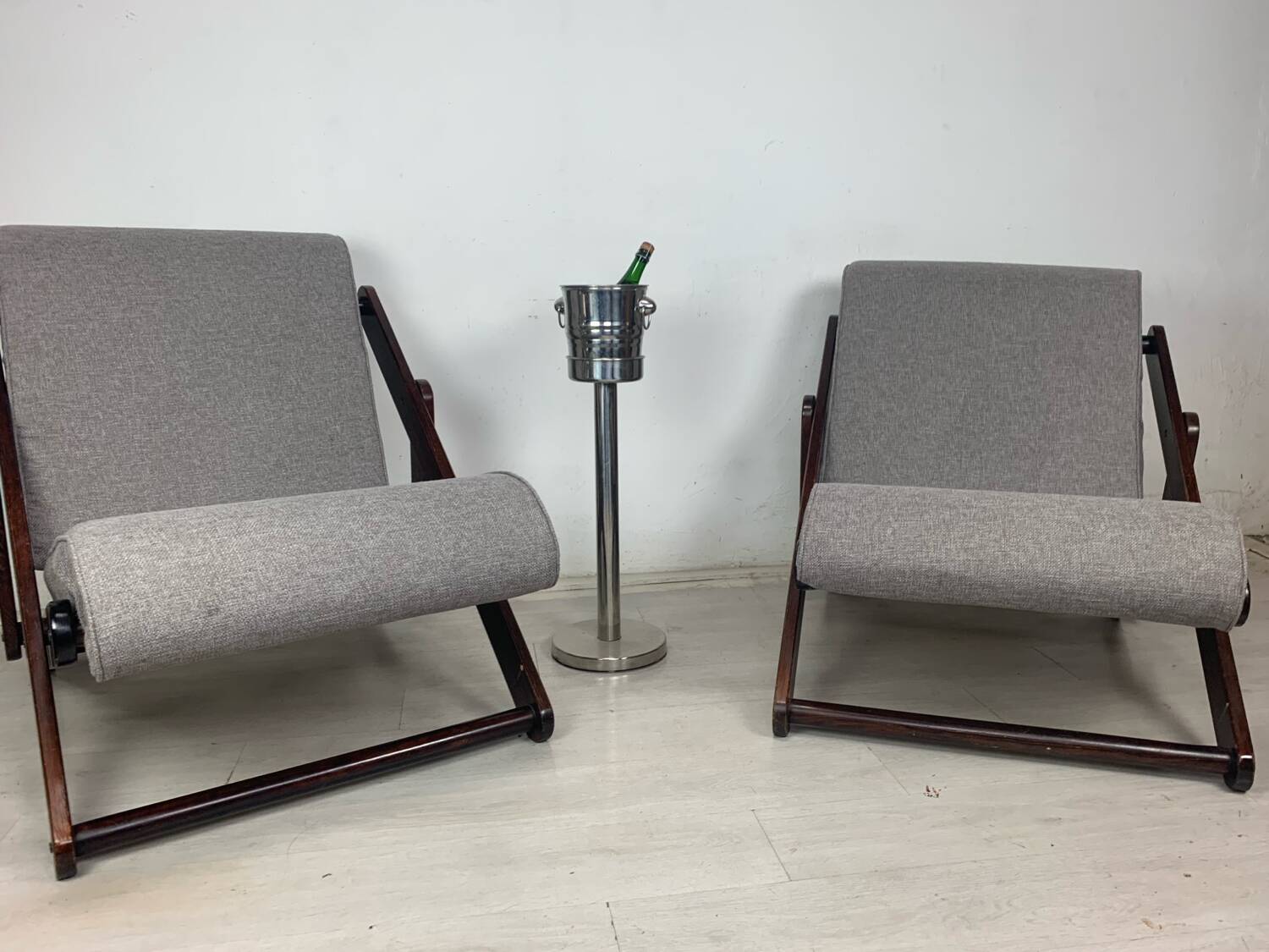 Pair of folding armchairs