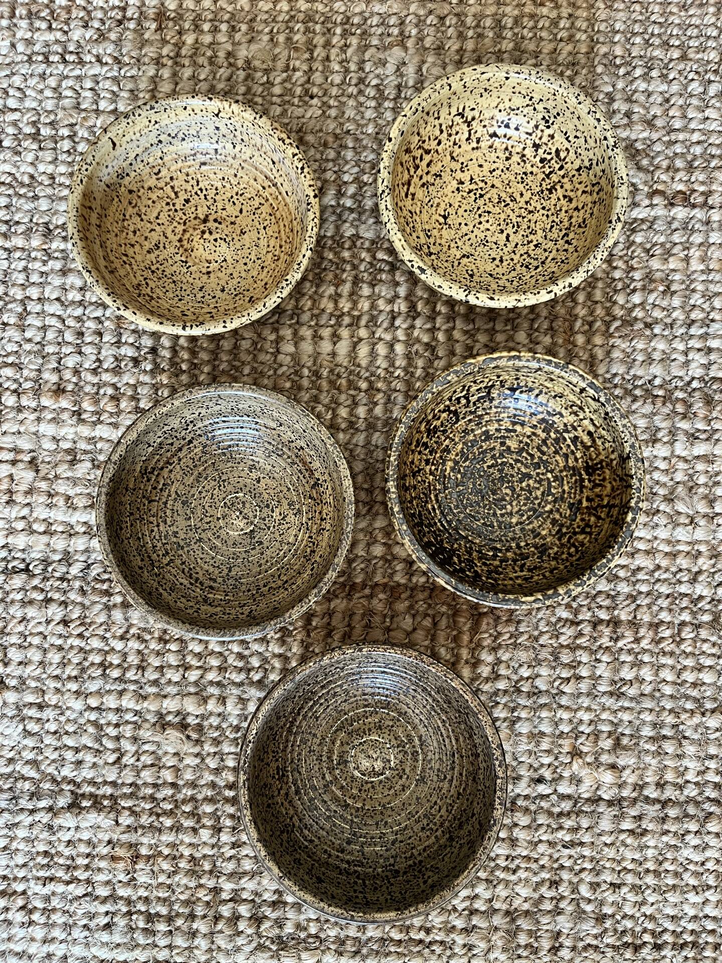 5 stoneware bowls