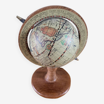 Globe terrestre Bergère de france