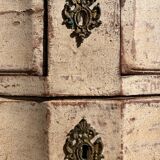 Crossbow chest of drawers