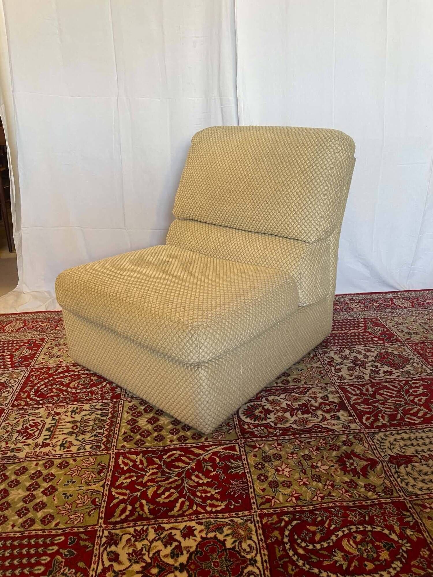 Vintage Swann armchair in textured beige fabric – 1970s