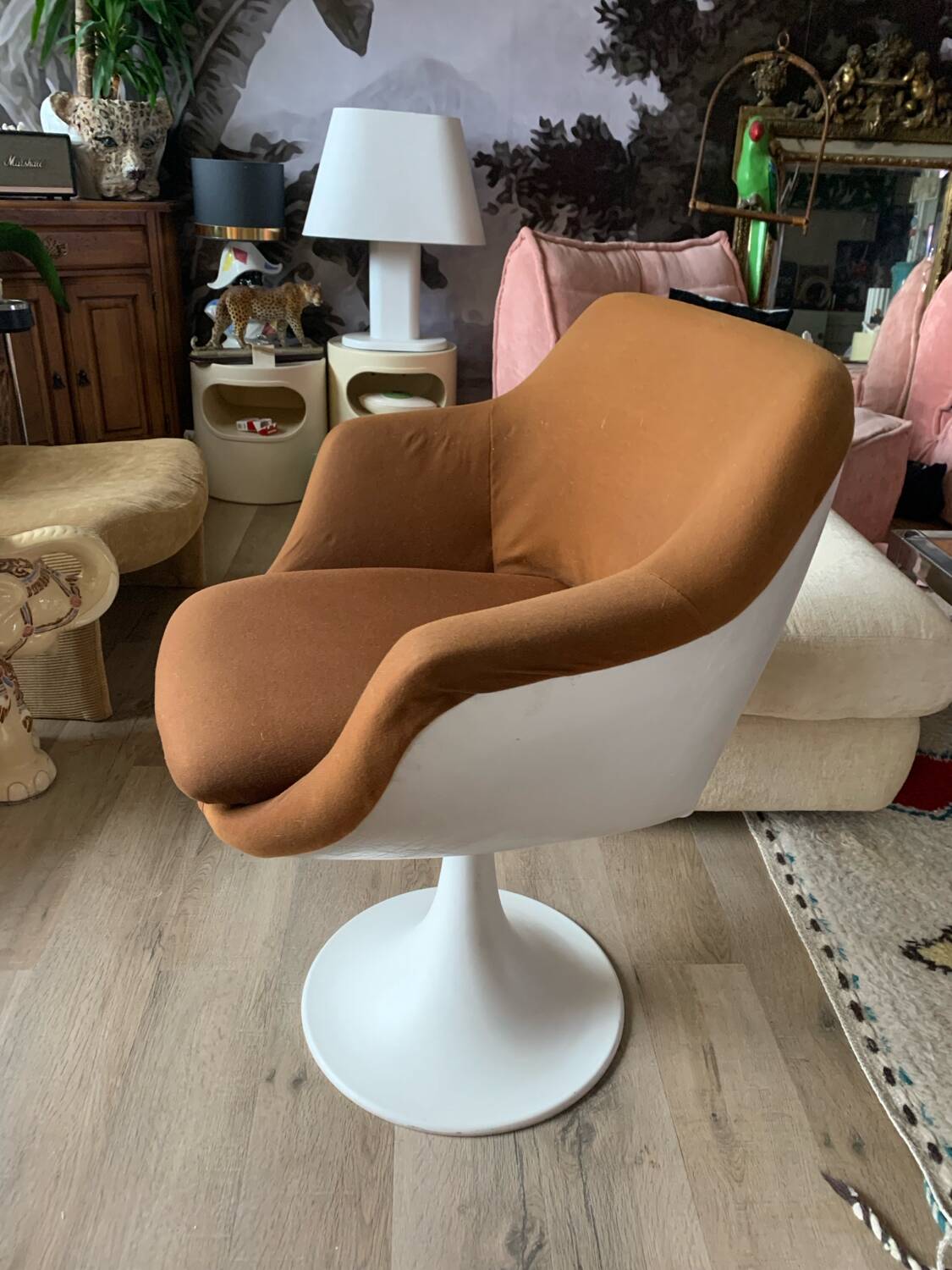 70s shell armchair