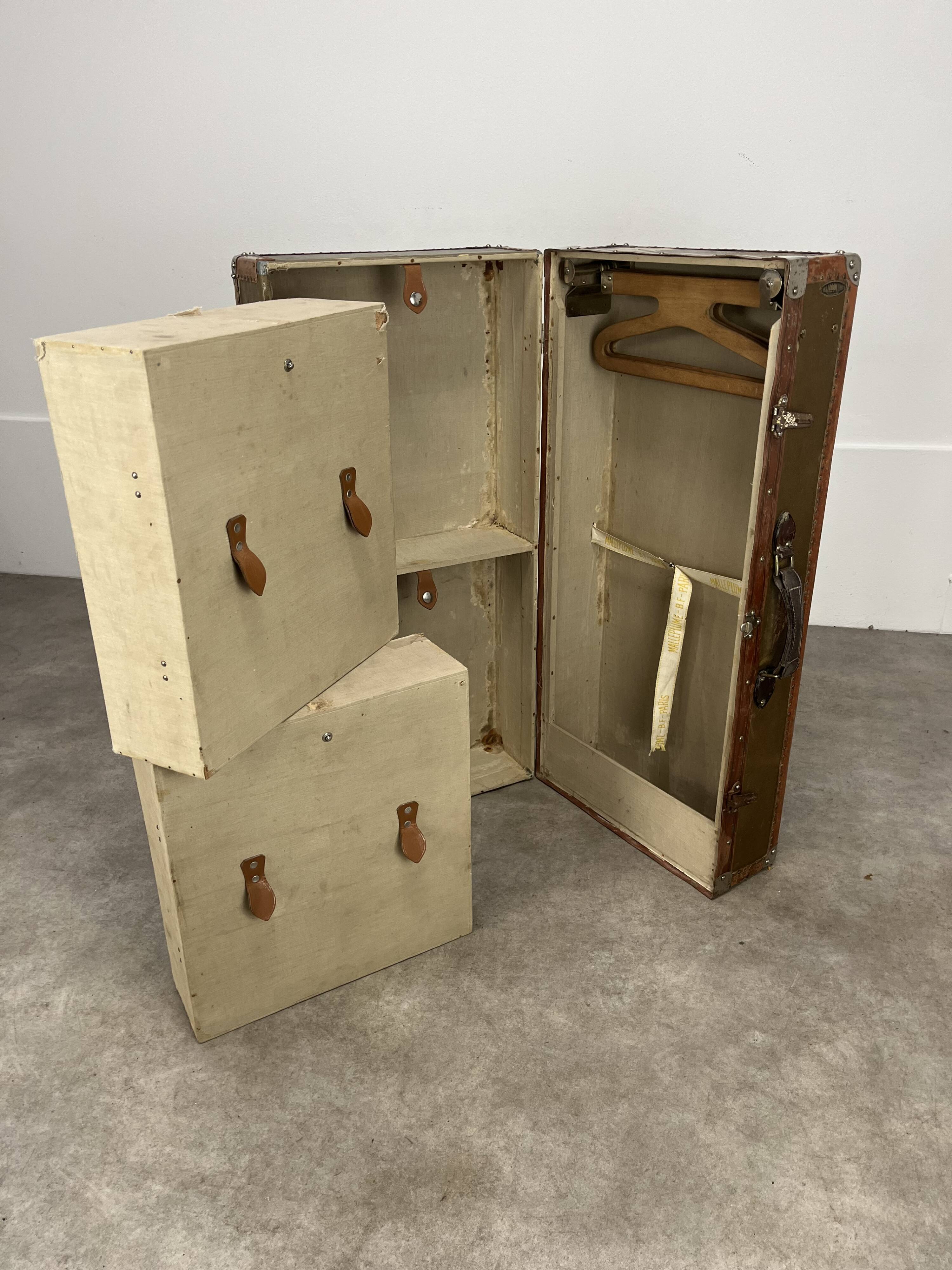 “MallePlume Paris” cabin trunk