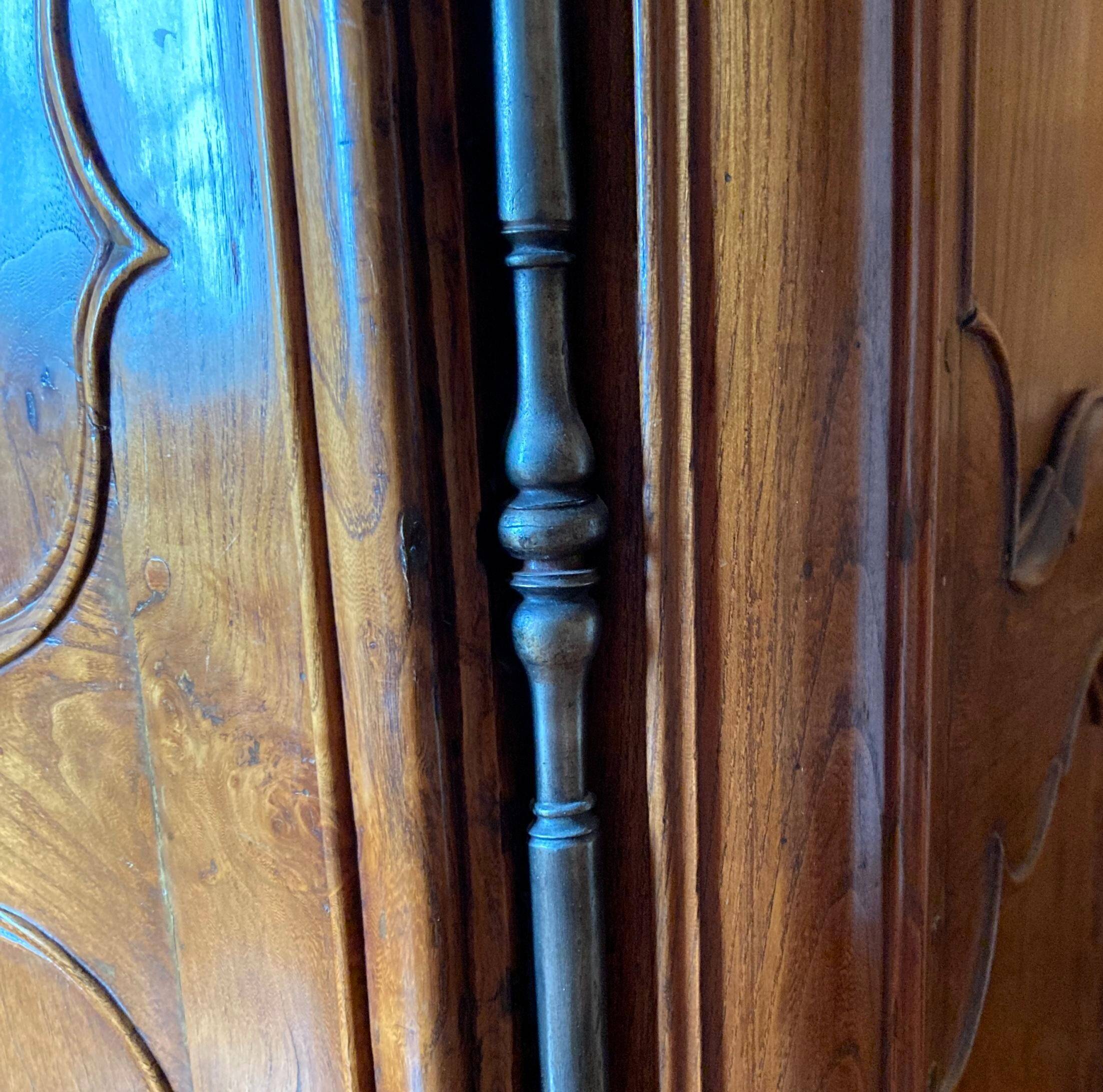 18th century Bordeaux display cabinet