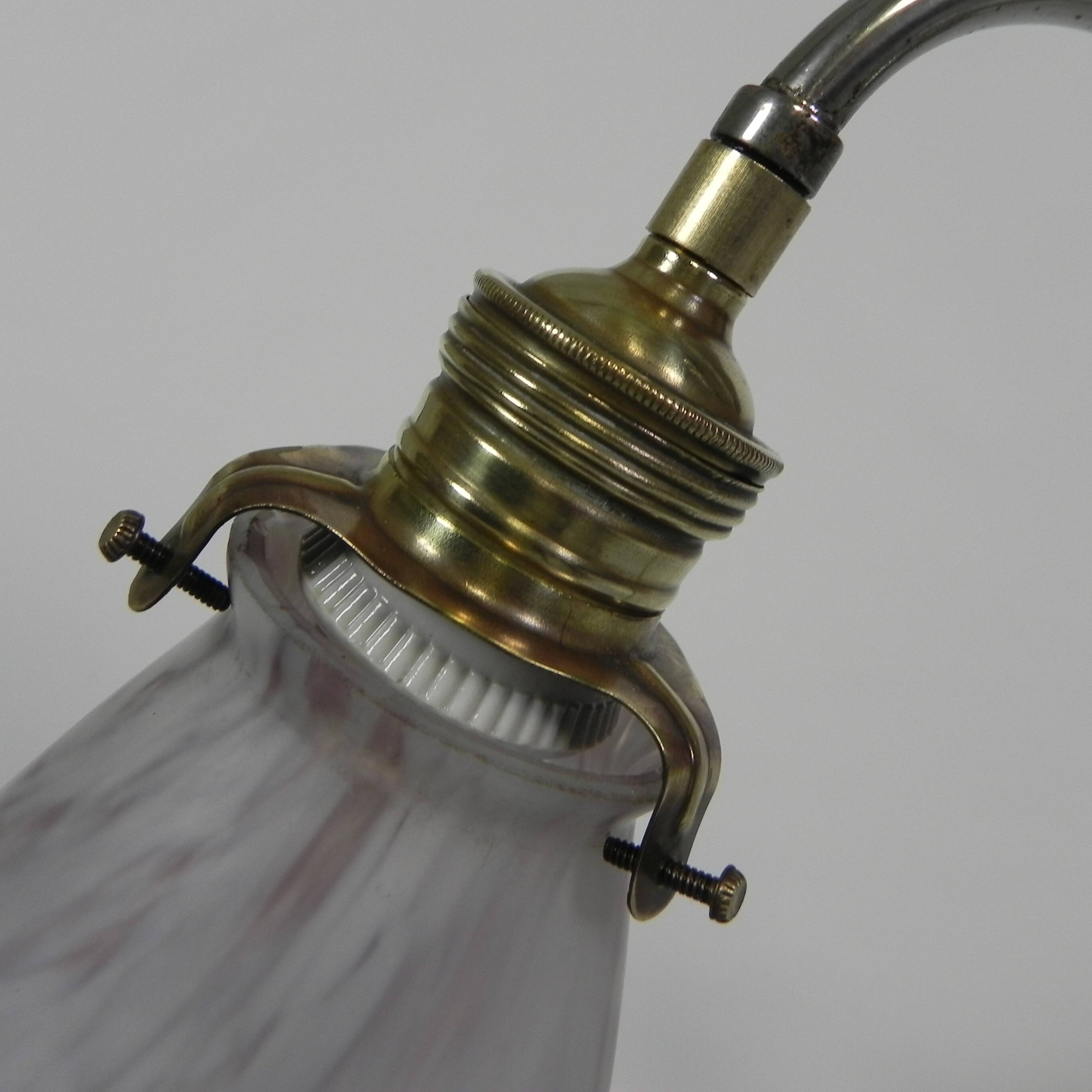 Lampe de bureau française avec abat-jour en verre, réglable, années 1930