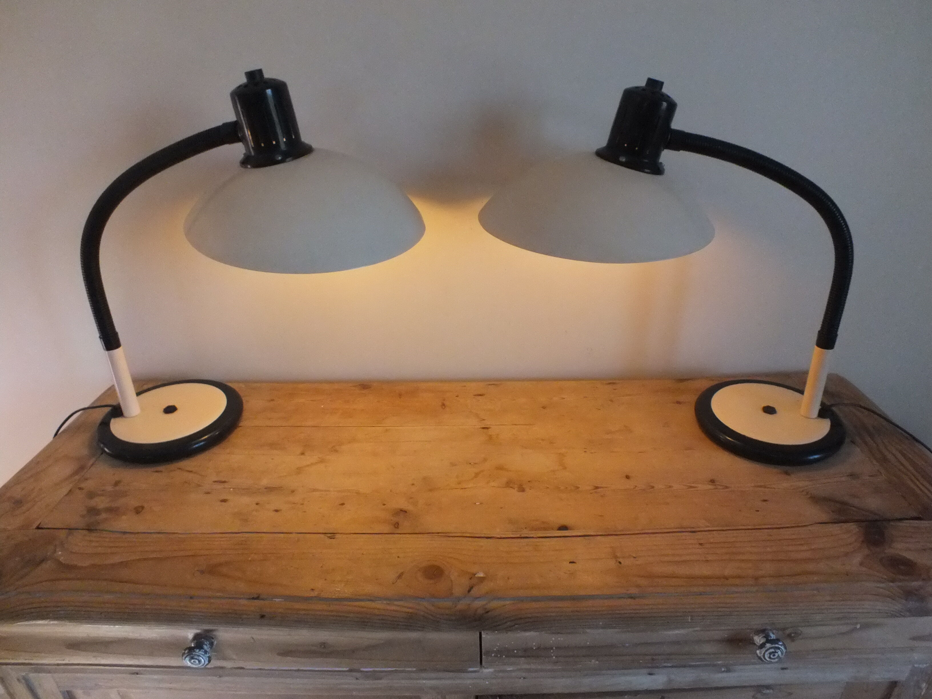 2 adjustable flexible lamps Aluminor 80s