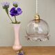 Suspension globe vintage en verre rose