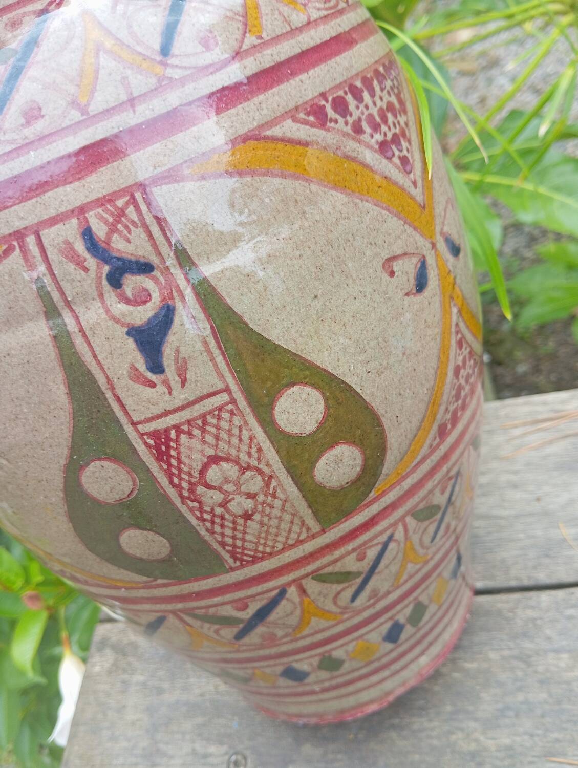 Berber terracotta vase, Moroccan craftsmanship, vintage 1980
